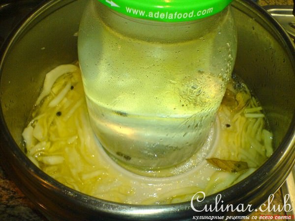 Капуста быстрая, на ночь и за ночь маринованная по колькиному рецепту, вкусно получилась!