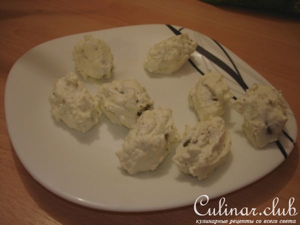 Закуска из винограда Дамские пальчики с сыром и фисташками. "