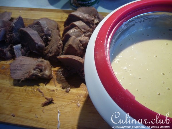 Язык в пивном кляре с соусом "Апельсиновый хрен"