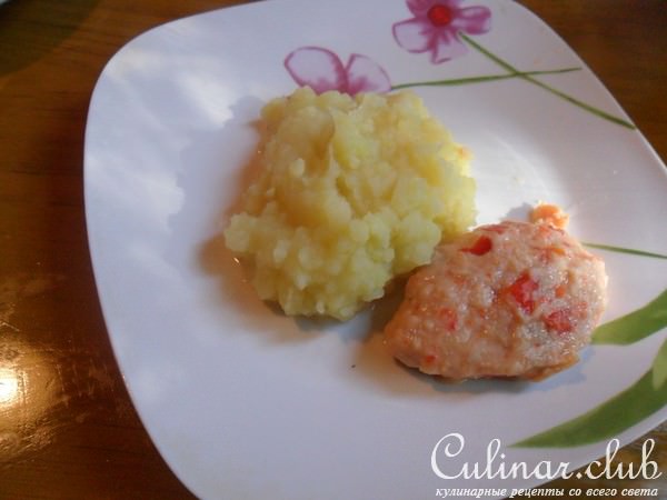 Паровые рыбные котлеты