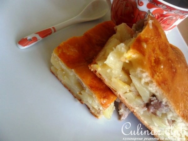 Пирог с картофелем и мясом (мамин рецепт)