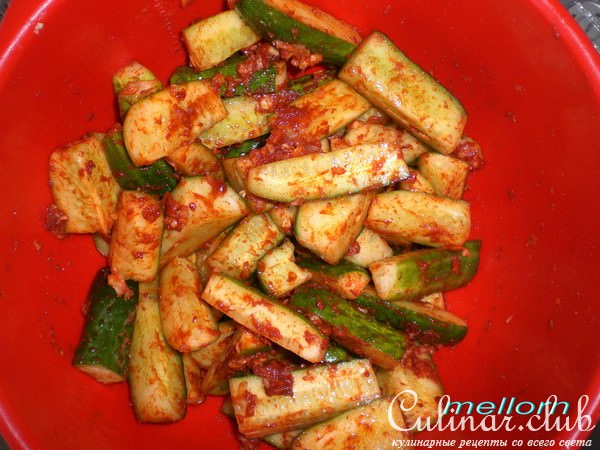 Кимчи (острый салат) из огурцов
