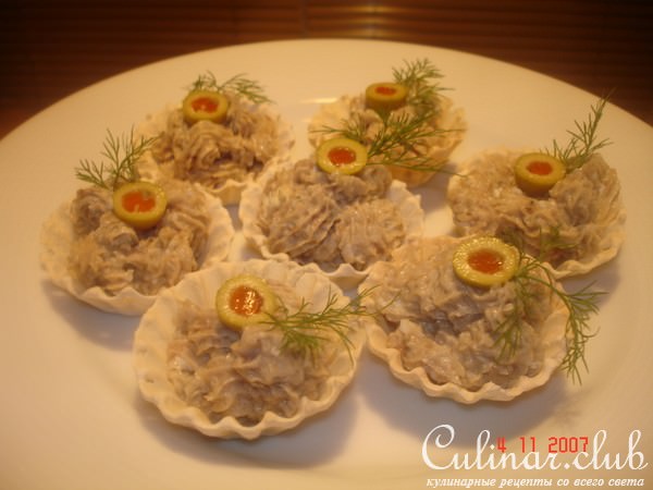Форшмак (геакте эринг) два варианта: кашерный и не очень:)
