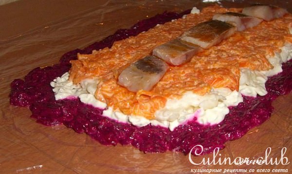 свекольные минирулеты с сельдью (роллы по-русски)