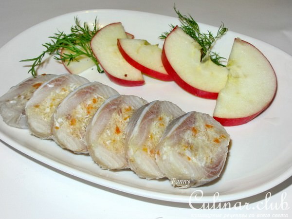 Рулетики из сельди с форшмаком
