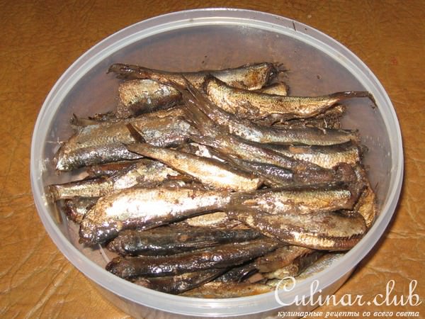 Шпроты домашние(вариант) очень просто и очень вкусно
