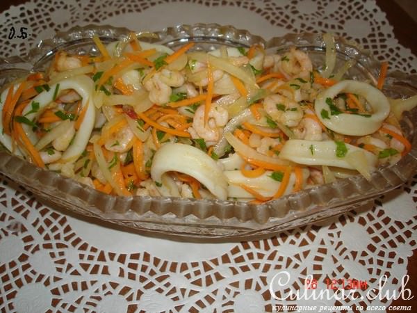 закуска "Хе " с морепродуктами и морковью