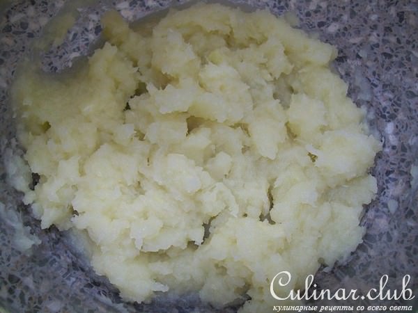 Рулет сырный с сельдереем