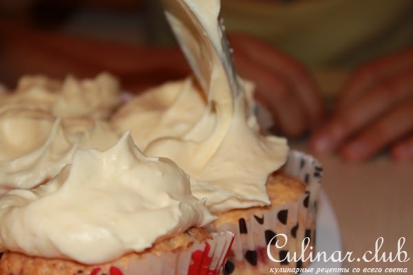 CUPPY DUCKING CAKE :S
