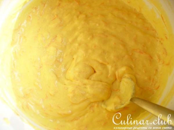 Тонкий морковный кекс с орешками