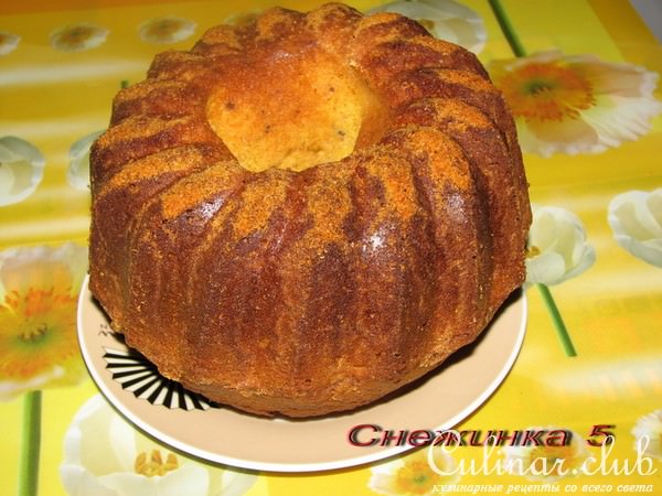 Тыквенный кекс с лимонной помадкой и грецким орехом