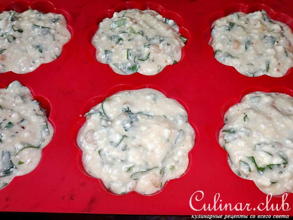 Маффины с щавелем и кедровыми орешками