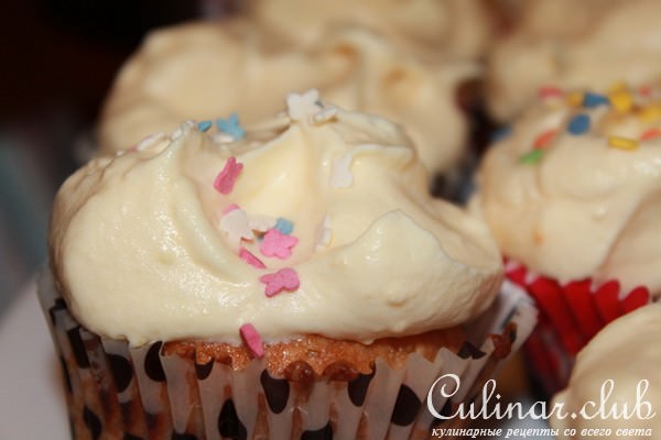 CUPPY DUCKING CAKE :S