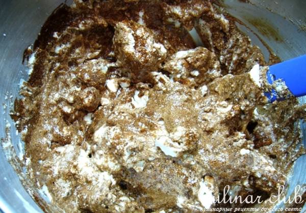 Шоколадный кекс на белках