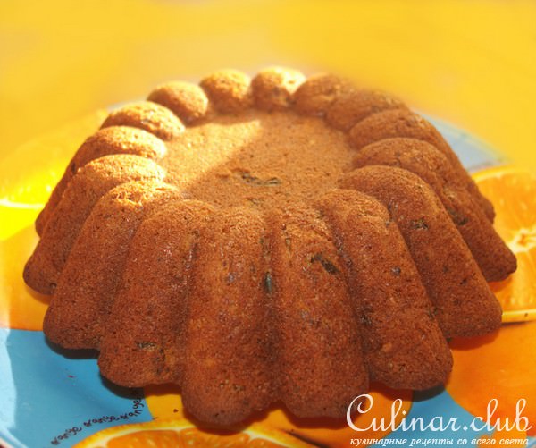 Финиковый кекс с орехами