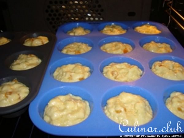 Творожные маффины с курагой