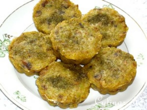 Маффины с грибами и авокадо