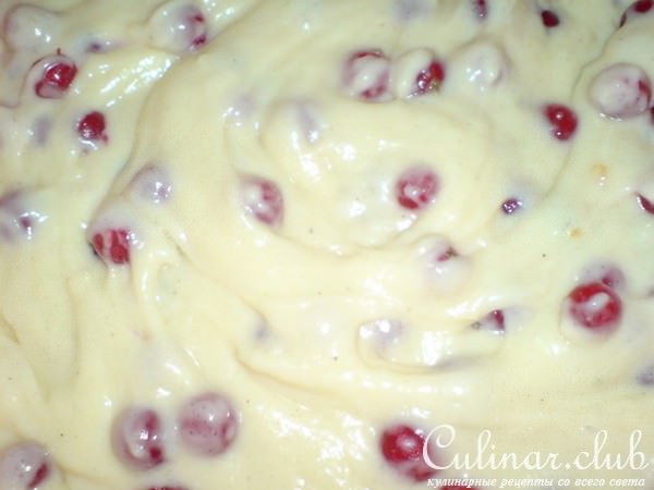 Кексы с красной смородиной и грецкими орехами