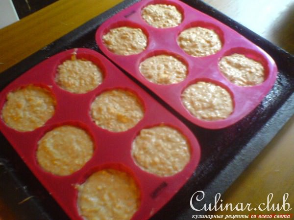 Овсяные маффины с овощами