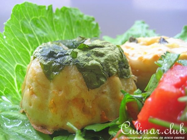 Сырно-гречневые маффины с каперсами и шпинатом.