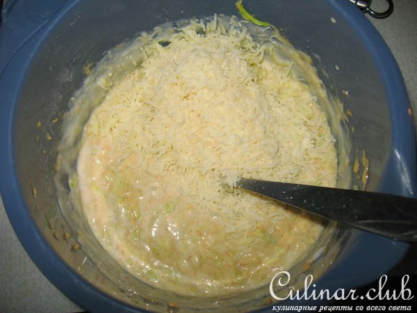 Кабачковый кекс с грибами.