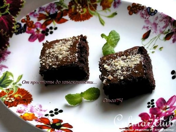Свекольные брауни с черносливом
