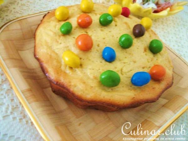 Яблочный кекс