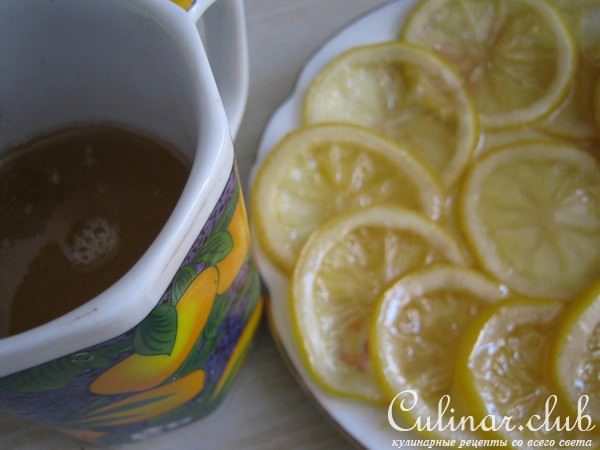 Кокосовый кекс с лимонным сиропом.