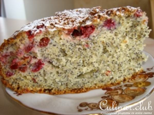 Клюквенный кекс с маком