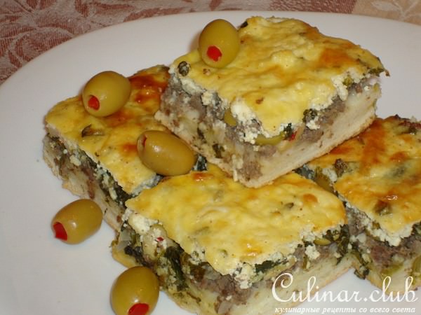 Пирог с фаршем , шпинатом и творогом