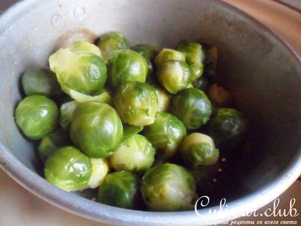 Киш с брюссельской капустой