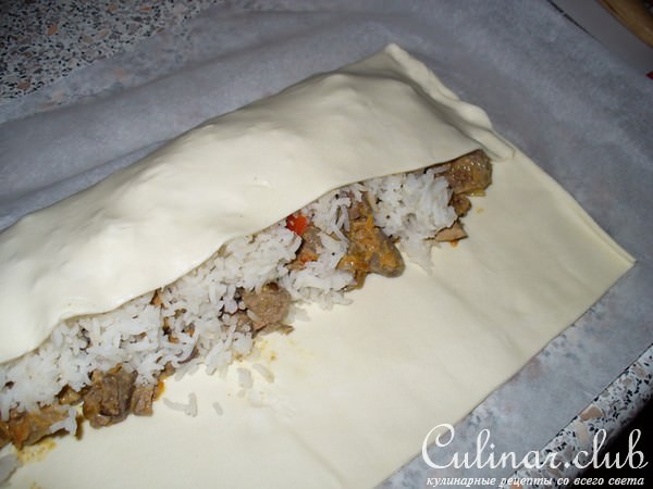 Пирог " Помятый " (с куринными потрошками и рисом )