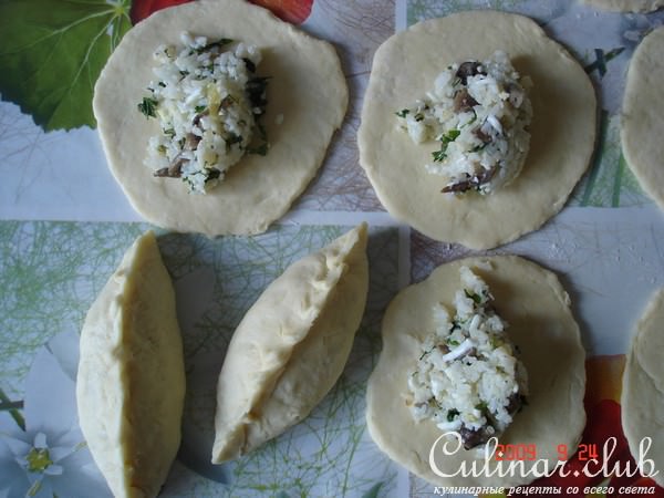 пирожки с рисом и грибами (вариант)