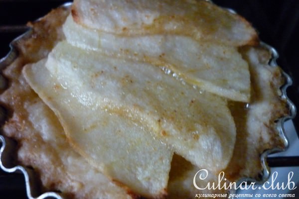 Яблочная кростата с сыром