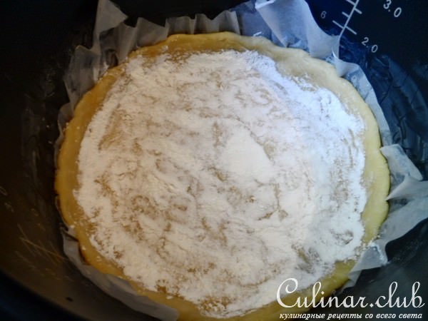 Луковый пирог с сыром.