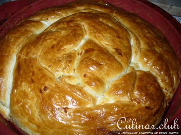 Пирог " Помятый " (с куринными потрошками и рисом )