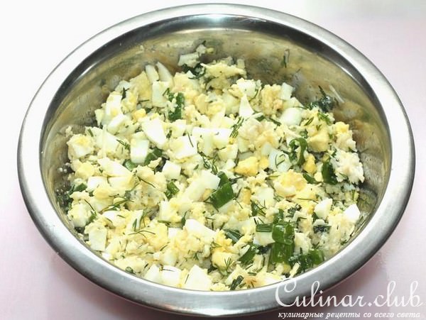 Булочки с чесноком и сыром и пирожки "Динозаврики"