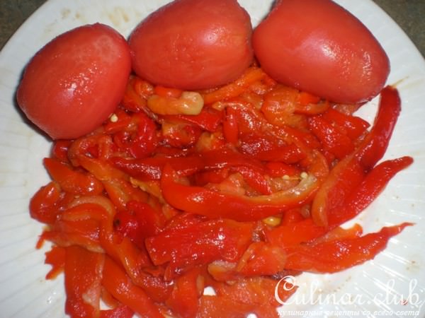 Пицца( замечательное тесто для неё) с креветками- вариант.