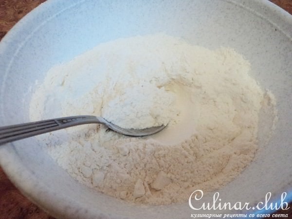 Мини-пирожки из заварного теста с мясом