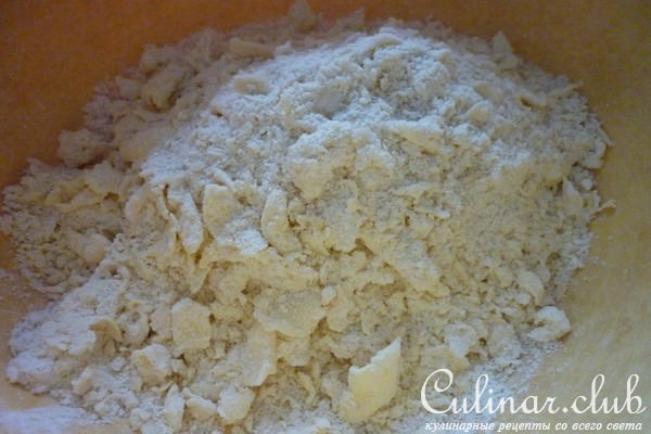 Яблочная кростата с сыром