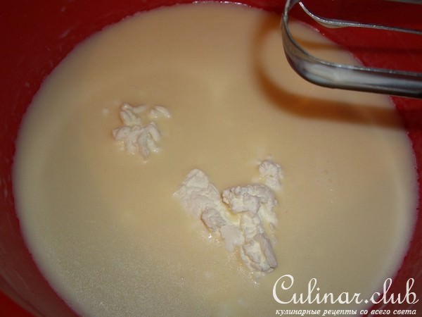Сырная лепешка с финиками