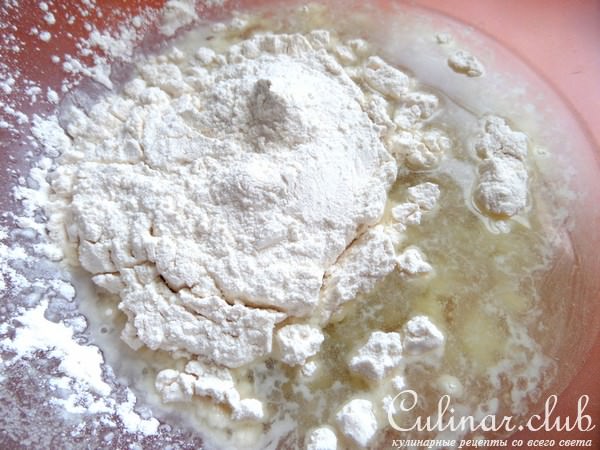 Хачапури со шпинатом и сыром