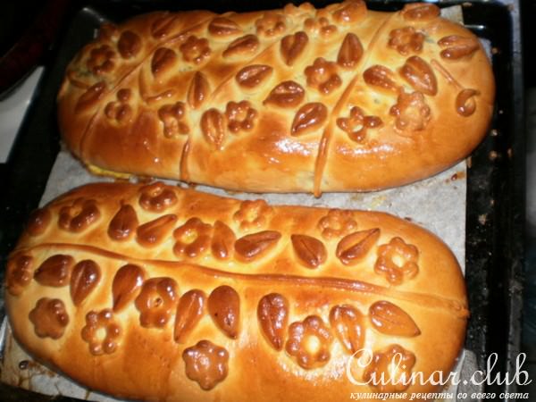 Кулебяка с грибами и капустой