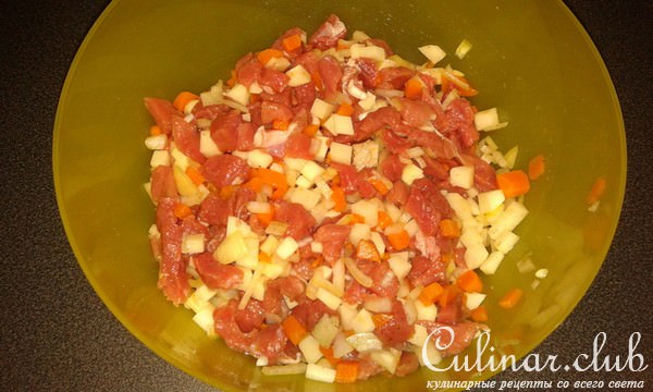 Мясной пирог "Обитель тьмы"