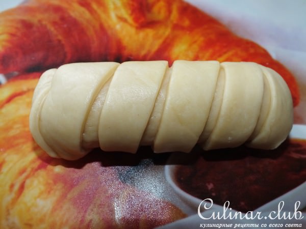 Булочки с сосисками