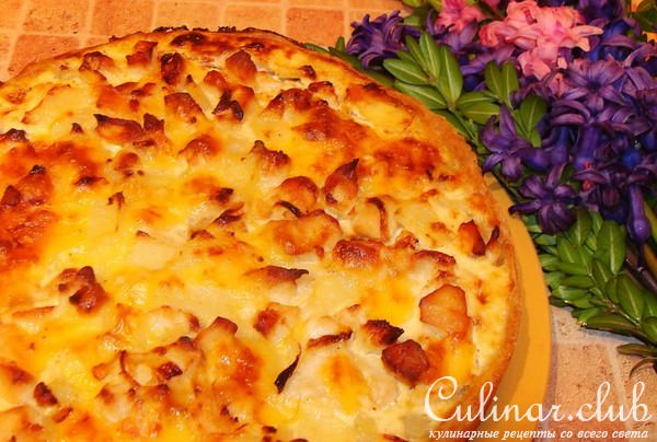 Сочный киш с курочкой, картофелем и сыром.