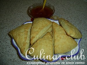 SCONES (   )