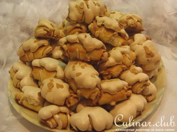 Рогалики с безе