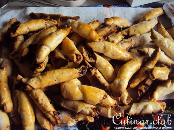 Хрустящие рогалики с орехами