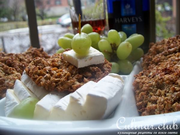 Овсяно-Сырное печенье,по вкусу приближенное к гламуру.Всем Катям посвещается!!!